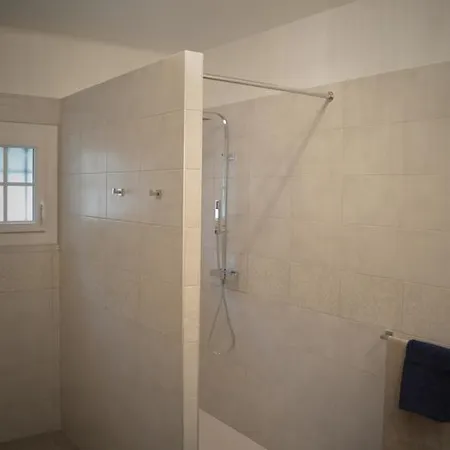 La Combe Joseph Frühstückspension 4*