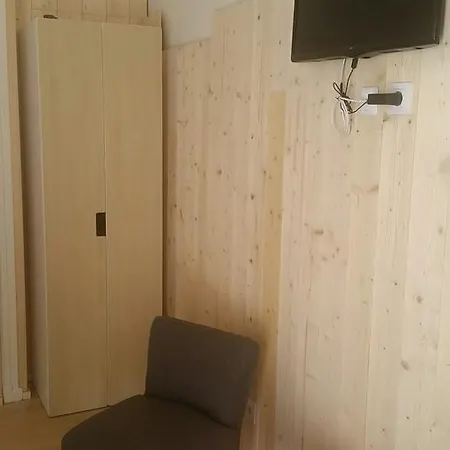 La Combe Joseph Frühstückspension